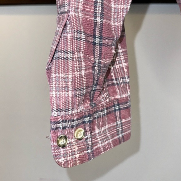 L.L. BEAN Men's Long Sleeve Faded Red Plaid Button Down Shirt Medium - Picture 7 of 7